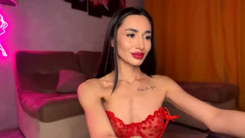 Alissa online show from November 9, 9:11 pm