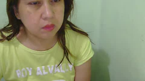alissalove18 online show from December 21, 5:14 am