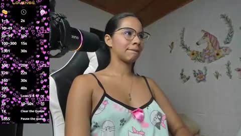 Alisson hoffman05 online show from August 5, 11:33 pm