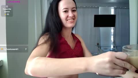 Snapshot of alkh_amare chatting on October 7, 11:14 am Amare online show from October 7, 11:14 am