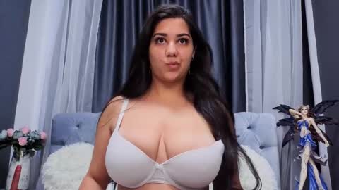 Snapshot of allison_karter chatting on September 19, 4:22 am Allison online show from September 19, 4:22 am