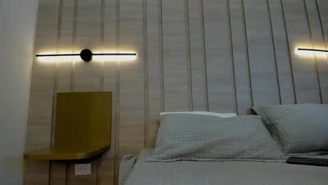 Allison whitee online show from April 18, 5:54 am