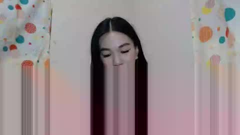 Luna online show from April 12, 6:33 pm