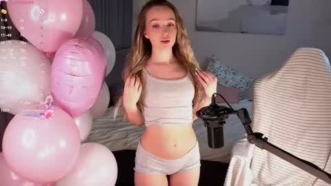 Lia online show from March 7, 3:35 am