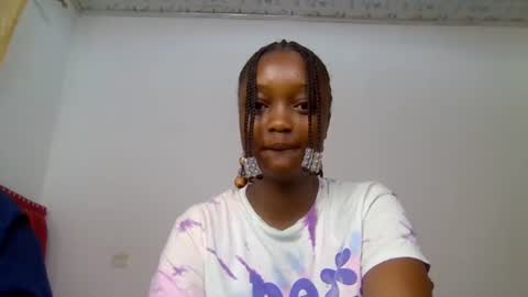 Elly online show from November 24, 12:12 am