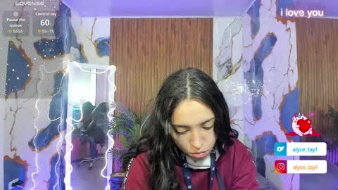 ALYCE  online show from April 17, 11:23 am