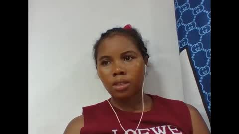 alydie7 online show from April 25, 5:21 pm
