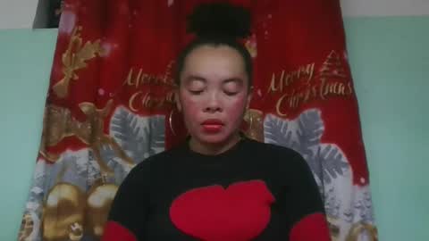 alypierette online show from December 19, 6:27 am