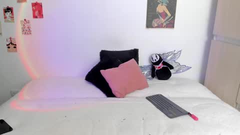    online show from January 23, 10:22 pm