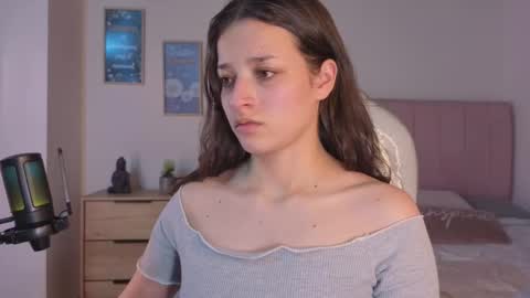 B I A N C A online show from December 20, 4:05 am