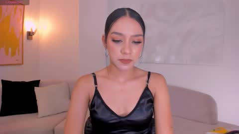 Amalia cruss online show from February 25, 8:40 pm