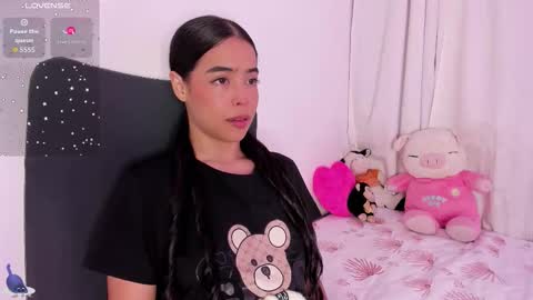 Amalia    real MIA  online show from October 23, 4:40 am