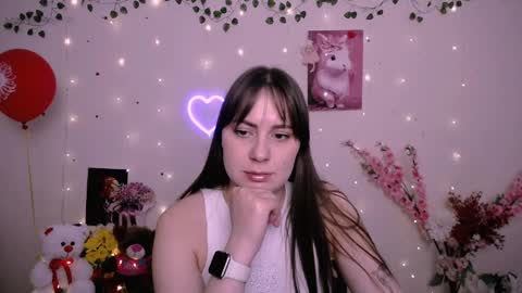 amanda_bright_ online show from April 9, 11:15 am