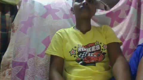 amandaaa25 online show from March 4, 8:32 am