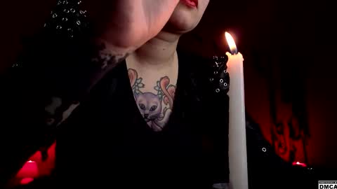 Goddess Amanita online show from November 11, 12:57 pm