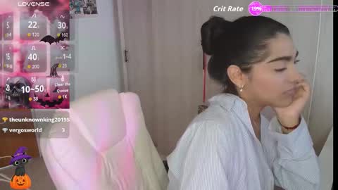 amara_silk online show from October 29, 7:05 pm