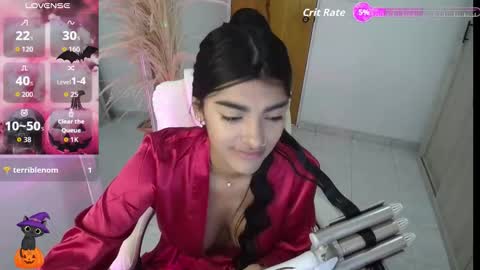 Snapshot of amara_silk chatting on October 21, 2:54 pm amara_silk online show from October 21, 2:54 pm