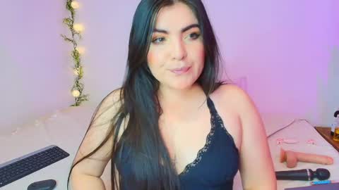 Amara Vega  online show from April 21, 12:01 pm