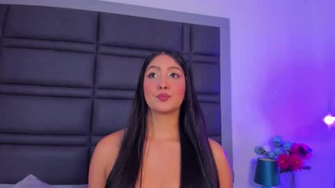 amaranttaylunay online show from March 19, 7:51 pm