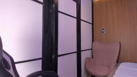 Amara Wolf online show from January 8, 11:09 pm