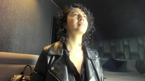 Emily online show from March 8, 12:28 pm