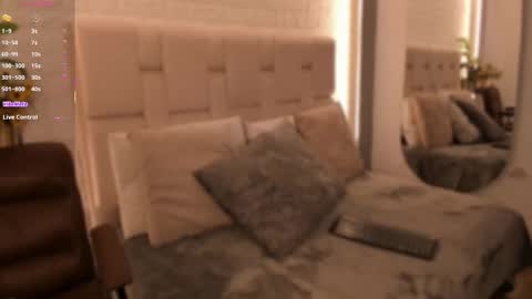  A M A T I S T A   online show from March 30, 1:54 pm