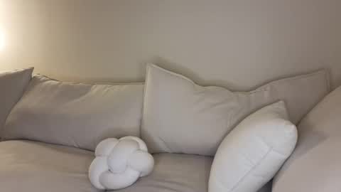 amaya_floress online show from July 9, 6:49 am