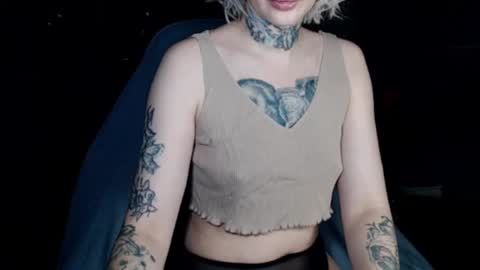 Snapshot of amayamalina chatting on January 10, 5:47 am Malina online show from January 10, 5:47 am