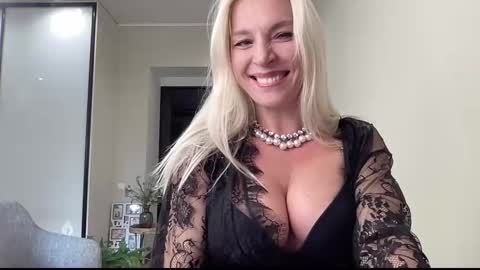 Kelly online show from September 21, 9:19 am