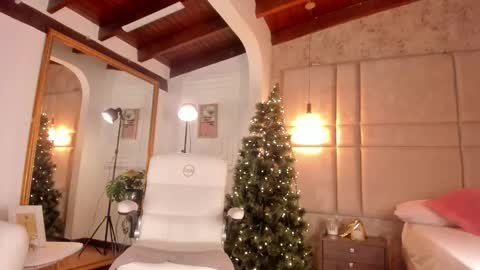 Ambar online show from December 13, 7:53 pm