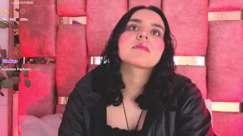   online show from November 12, 7:23 pm