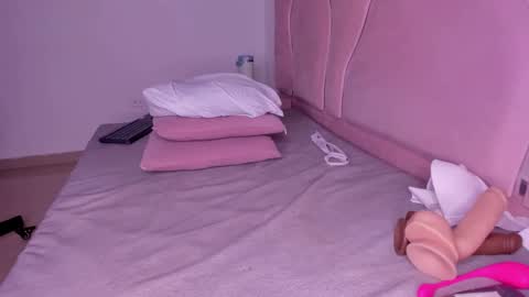 ambarasm online show from February 26, 1:32 pm