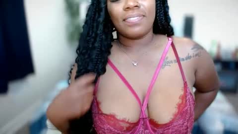 Amoya online show from October 9, 2:54 pm