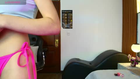 Ambar Ross online show from April 22, 2:25 pm