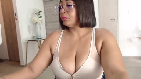  Amber Sofhia  online show from September 16, 7:55 pm