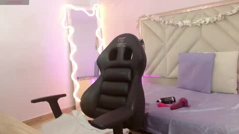 amber_1tay online show from May 14, 3:56 am