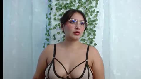 Amber  online show from March 24, 12:10 pm