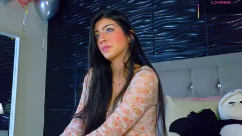 amber_bull online show from January 16, 12:01 pm