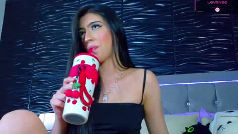 amber_bull online show from November 8, 1:49 pm