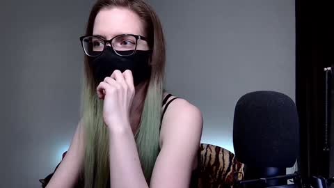 Amber non-nude model online show from December 12, 2:04 am