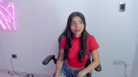 amber_harriis online show from April 19, 10:56 pm