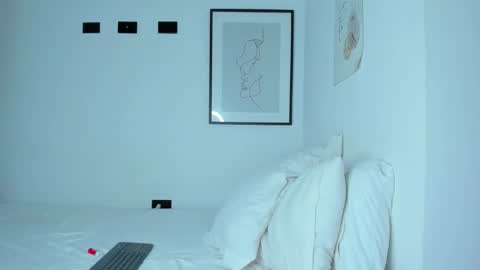 Snapshot of amber_rhus chatting on October 19, 9:39 pm Luci Reyes online show from October 19, 9:39 pm