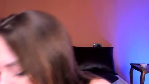 amber_tender_ online show from March 12, 5:04 pm