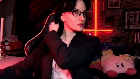 DEMONESS AMBER 666 online show from February 18, 11:41 pm