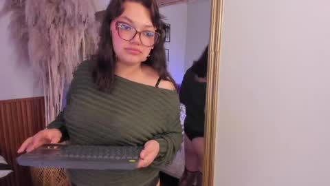 Alejandra  online show from April 18, 3:53 am