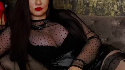 Goddess Amber online show from September 27, 12:45 pm