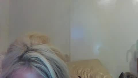 Kaligirll online show from September 25, 6:56 am