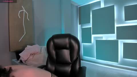 Amber  online show from November 5, 10:15 pm