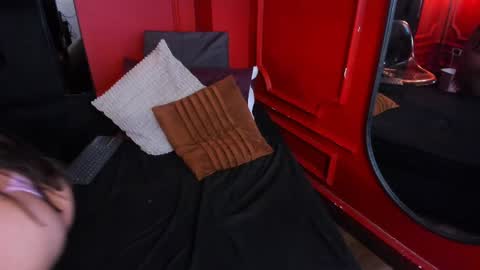 Amber Hanks online show from May 6, 12:20 pm