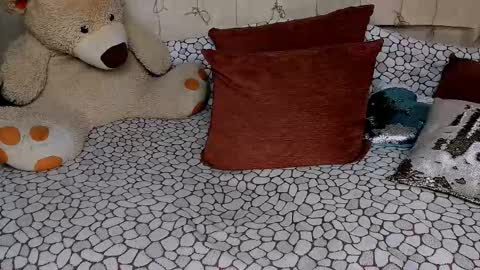 Amber online show from March 13, 3:35 pm